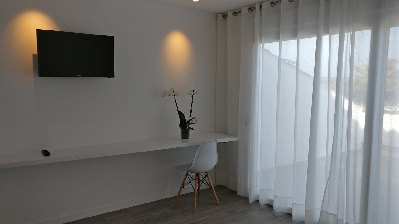 Hostal La Palma Форнельс Экстерьер фото