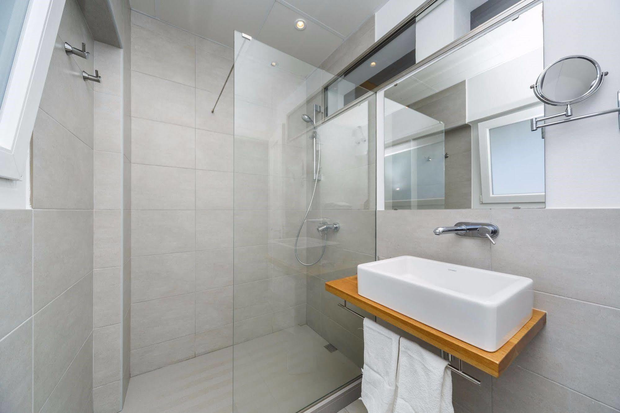 Hostal La Palma Форнельс Экстерьер фото