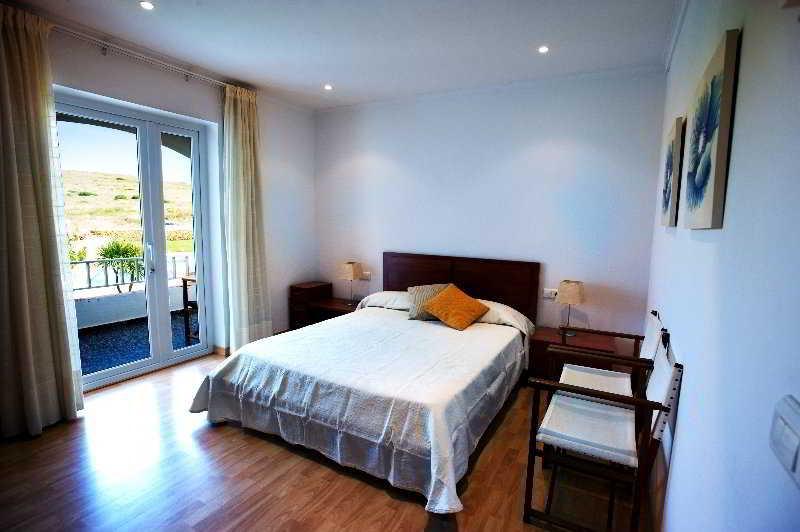 Hostal La Palma Форнельс Экстерьер фото